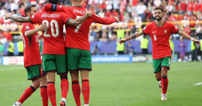 No goals but selfies for Cristiano Ronaldo in Portugal's 3-0 win over Turkey at Euro 2024