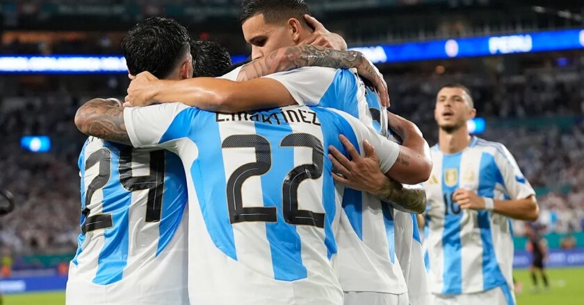 Argentina and Canada qualify for Copa America round of 16