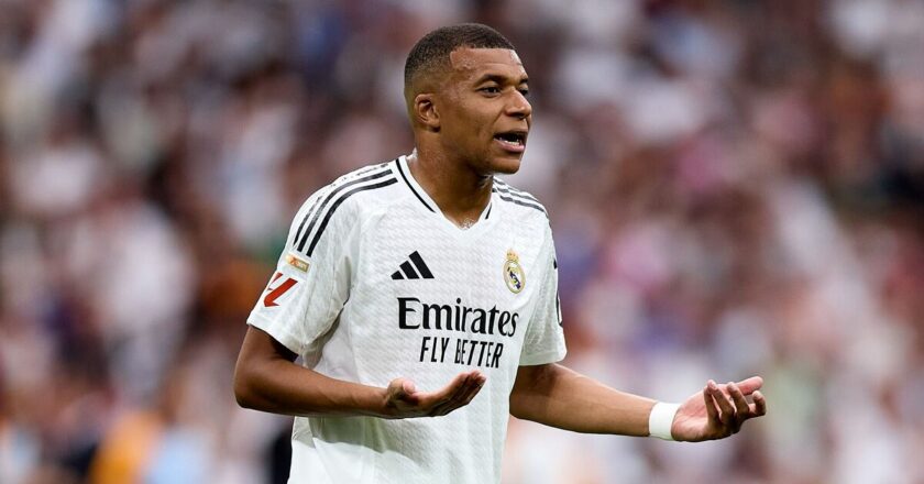 Spanish press turns to Kylian Mbappe after Real Madrid debut and questions arise