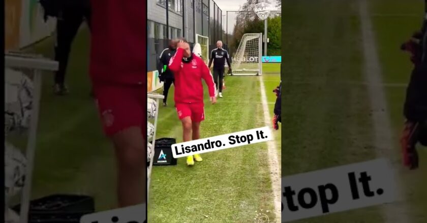 Insane Lisandro Martínez Skill From Behind The Goal #shorts #ajax #soccer #football #freestyle