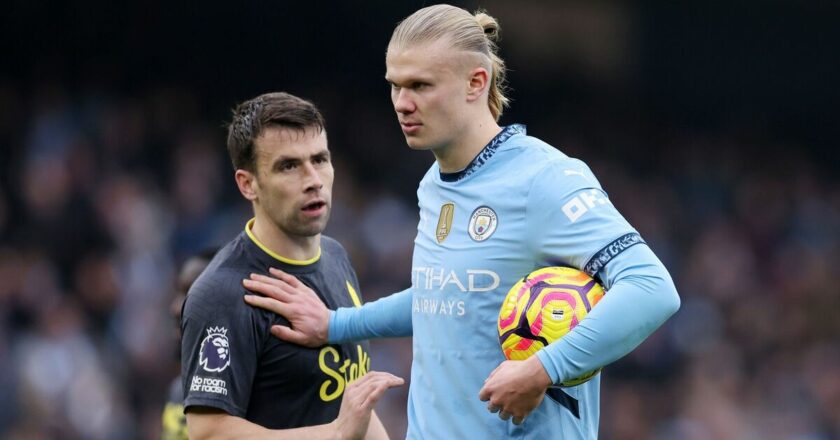 What Seamus Coleman said to Erling Haaland before Man City penalty miss